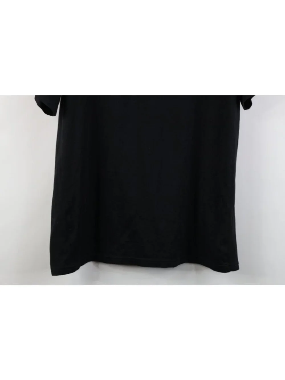 Nike NBA Boys Size XL Center Swoosh New York Knicks Basketball T-Shirt Black